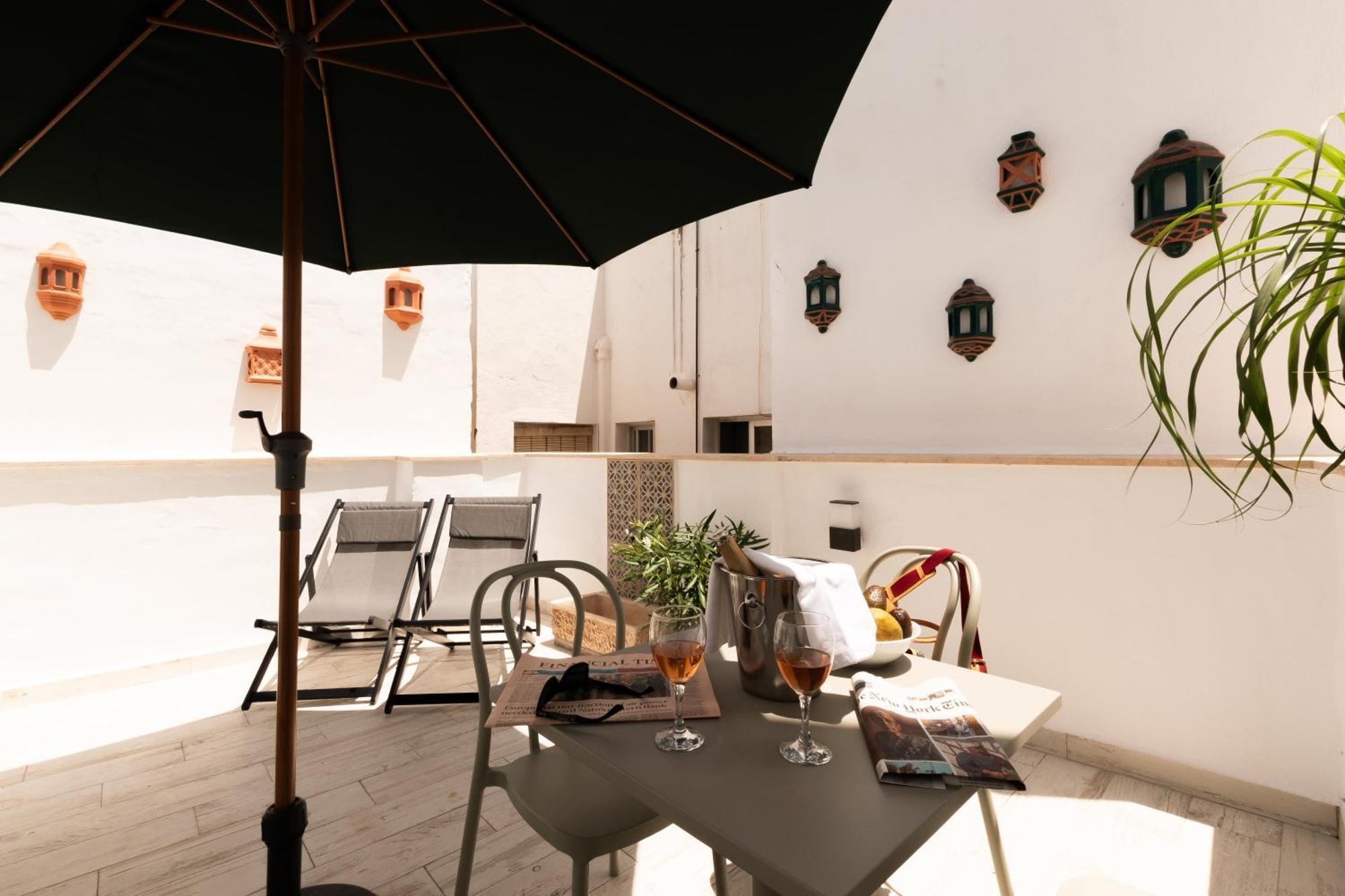 אסטפונה Casa Esmeralda - Luxury Boutique Apartments Old Town מראה חיצוני תמונה