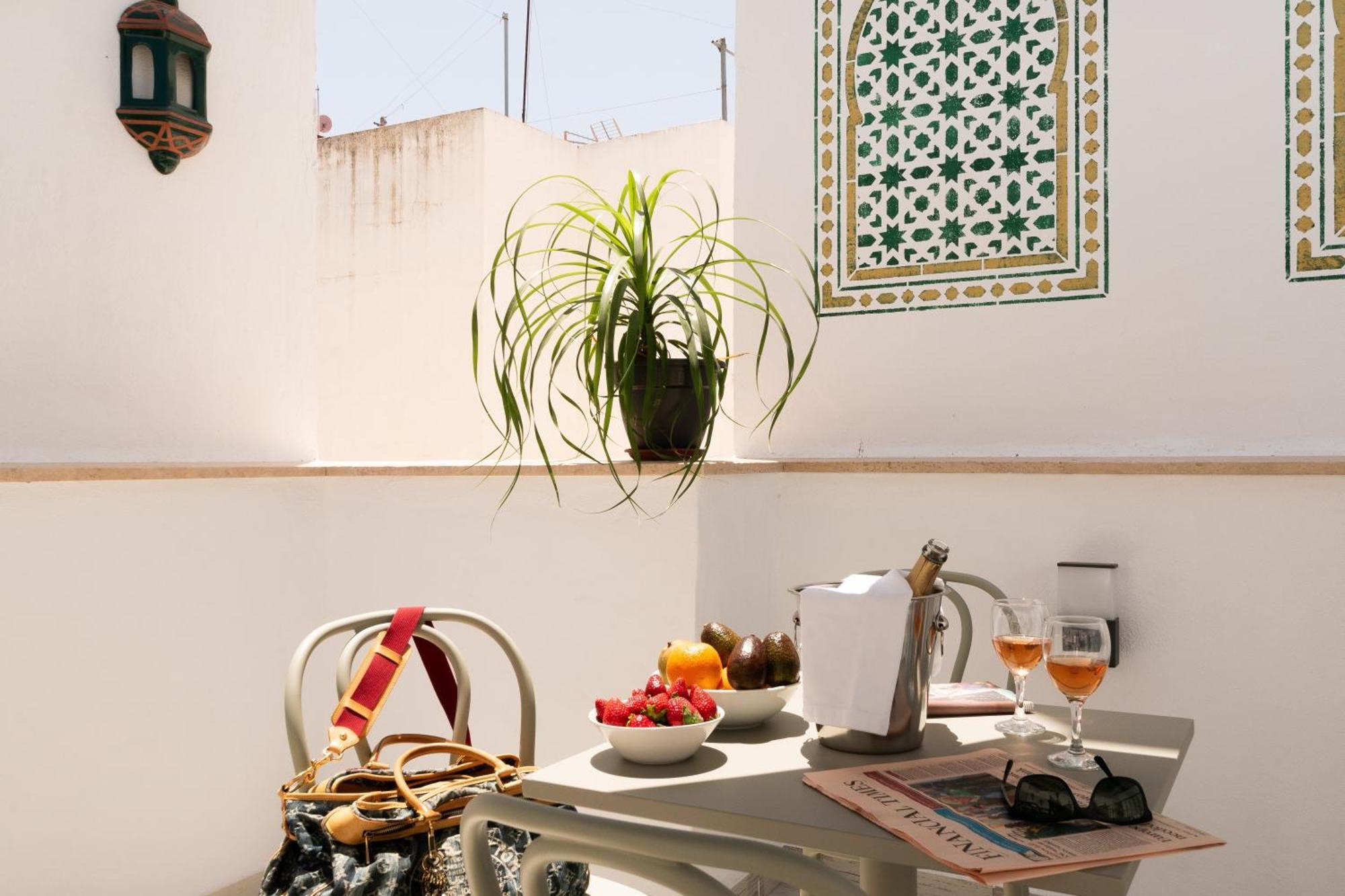 אסטפונה Casa Esmeralda - Luxury Boutique Apartments Old Town מראה חיצוני תמונה