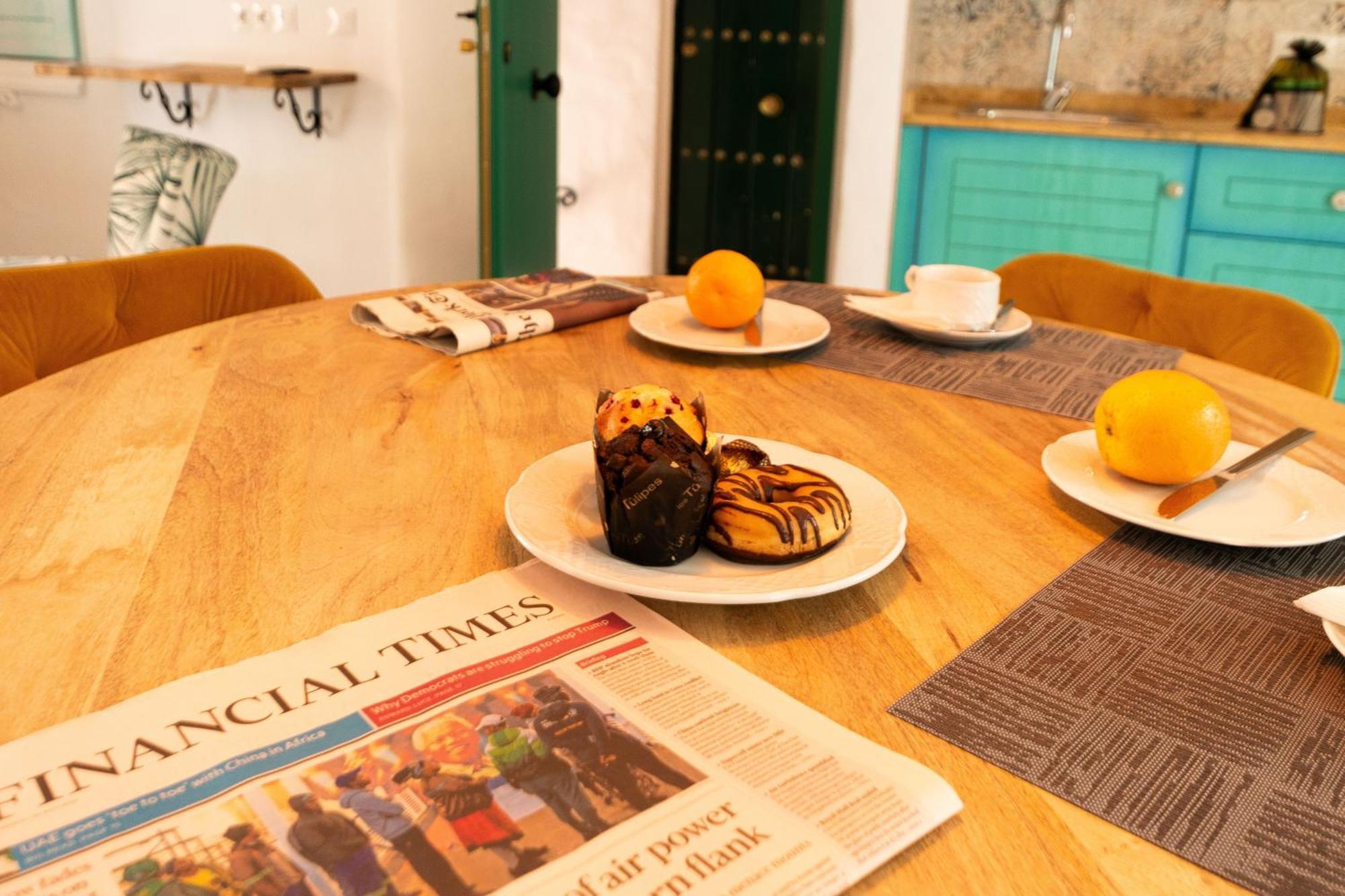 אסטפונה Casa Esmeralda - Luxury Boutique Apartments Old Town מראה חיצוני תמונה